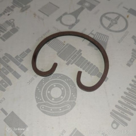 Кольцо стопорное рулевого наконечника ГАЗ 53 3307 4301 (СТАРОГО ОБРАЗЦА) (смотри позицию 4405)